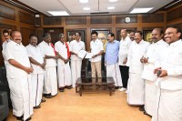 DMK-CPI seat-sharing pact