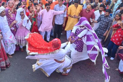 Short video poster image