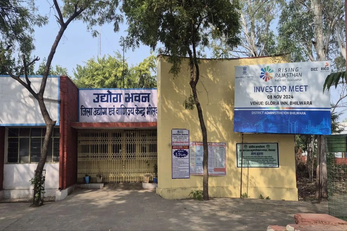 100,000 youths will receive interest-free loans for self-employment.