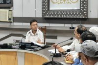 दो टैक्स इंस्पेक्टर निलंबित, दो अधिकारियों को प्रतिकूल प्रविष्टि; नगर आयुक्त ने अफसरों की लगाई कड़ी क्लास (फोटो सोर्स : नगर निगम Whatsapp News Group)