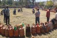 MP News LPG Cylinder Shortage reality