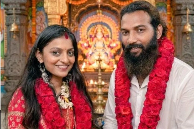 कब शुरू हुई मोनालिसा और फरहान की प्रेम कहानी? जिसे लेकर चल रहा है लव जिहाद का विवाद