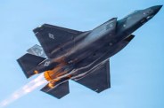US F-35 Stealth Fighter Jet
