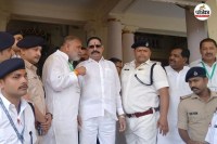 राज्य सभा चुनाव के लिए वोट डालने पहुंचे अनंत सिंह