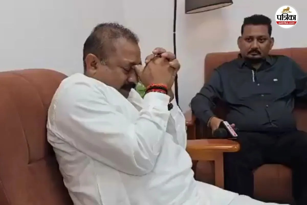 नीतीश कुमार के इस्तीफे पर रो पड़े मंत्री अशोक चौधरी