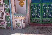 होली के जुलूस के दौरान मचा बवाल