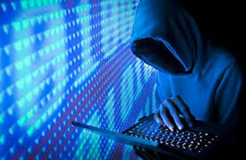 कानून का डर बेचकर करोड़ों की लूट