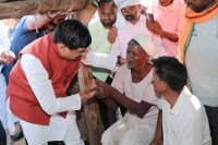 cm mohan met chhindwara accident victim families mp news