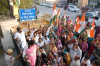 नारी न्याय सम्मेलन में उमड़ी महिलाओं की भीड़, नई कार्यकारिणी ने ली शपथ