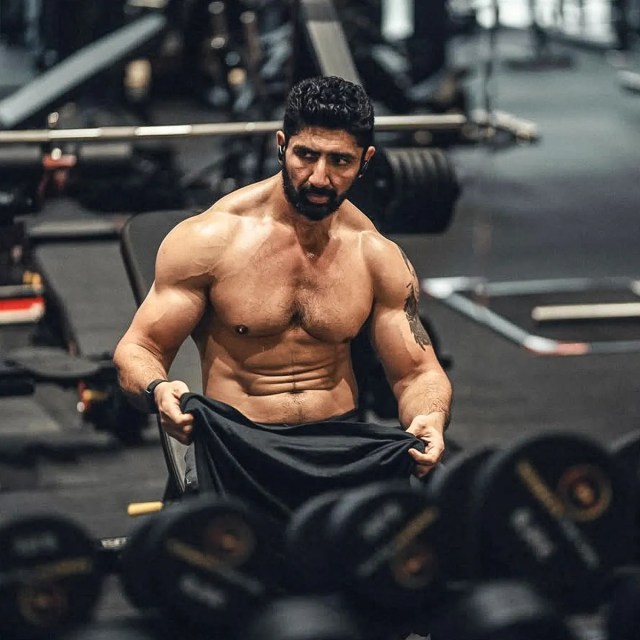 Mustafa Ahmed Gym Trailer In Delhi