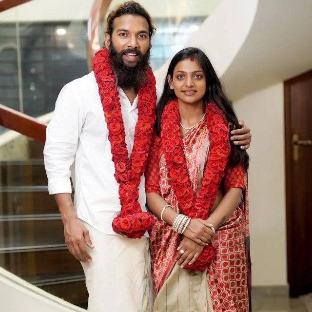 Monalisa honeymoon photos enjoying with Farman Khan