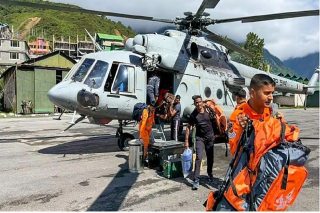 Nilgiri News: 150 फीट गहरी खाई में गिरा पर्यटक, सेना और वन विभाग ने बचाया