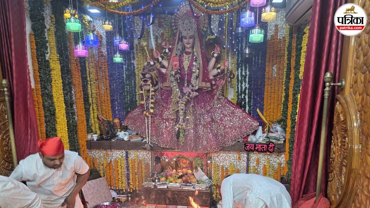sambhal chamunda temple mahashtami flower bungalow