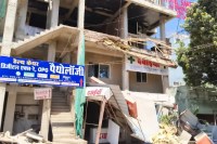 Major Accident Near AIIMS Bhopal Under Construction Balcony Collapses 8 Injured MP news