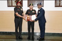 महू के आर्मी वार कॉलेज में मिला ‘वेटर्न अचीवर अवार्ड’
