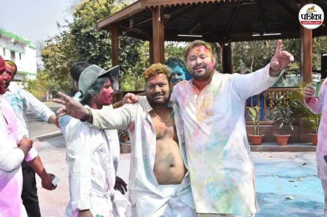 Tejashwi Yadav Holi Photos