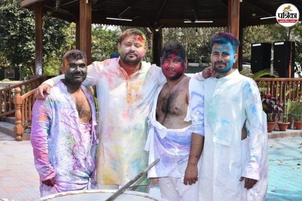 Tejashwi Yadav Holi Photos