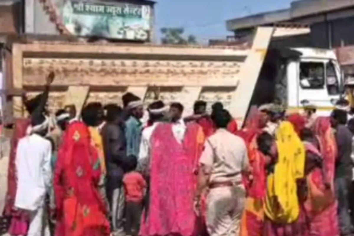 Rajasthan Runaway Trailer Crushes Sleeping Workers in Jhunjhunu 3 Killed Including 2 Girls 3 Children Critical
