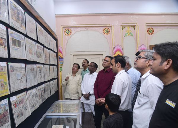 Antiques exhibition was organised on the first city foundation day.