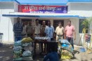 सिंहपुरबड़ा पुलिस ने अवैध शराब के खिलाफ बड़ी कार्रवाई करते हुए लगभग 34 पेटी देशी शराब और एक पिकअप वाहन जप्त किया है। इस मामले में एक आरोपी को गिरफ्तार किया गया है, जबकि अन्य आरोपियों की तलाश जारी है।
