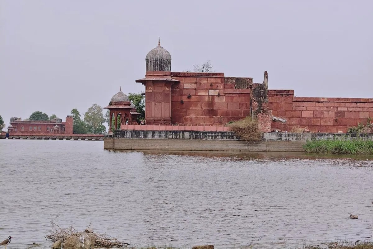 सुंदरता, और वास्तुकला की मूरत...शान-ए- तालाबशाही An epitome of beauty and architecture...Shaan-e- Talabshahi