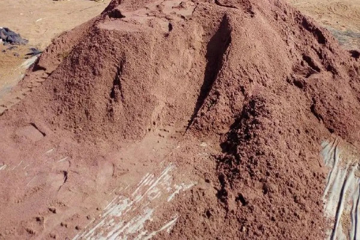 Major attack on garnet 'dark game': Massive irregularities found in stocks of 35 dealers, causing panic among mining mafia