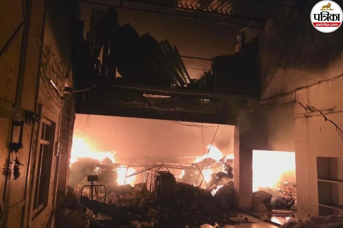 Pali Textile Factory Fire Massive Blaze Destroys 8000 Cloth Rolls 7 Fire Tenders Douse Flames After Overnight