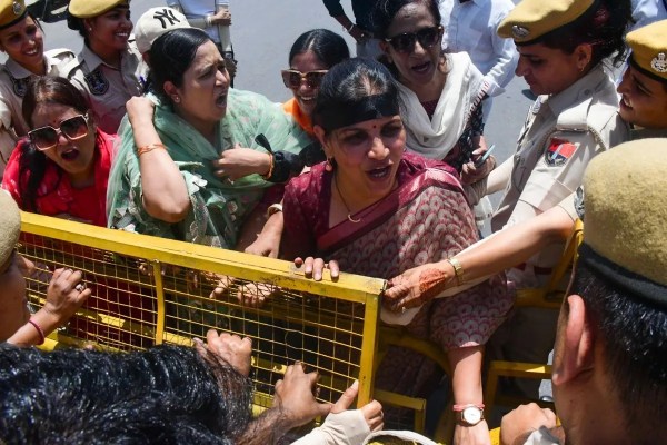 Mahila vadan akrosh rally in jaipur