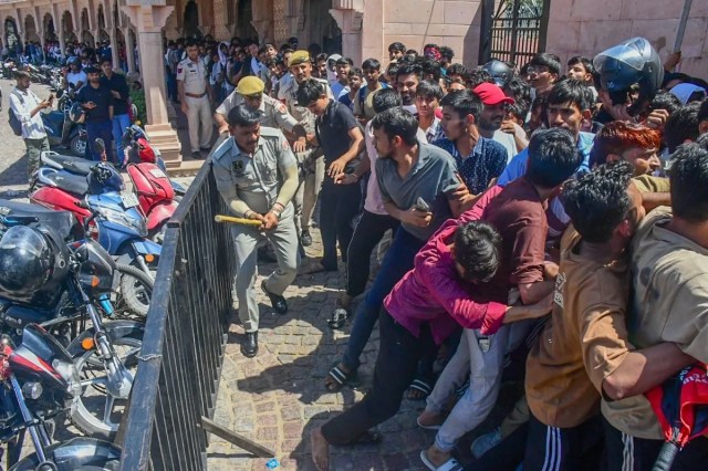 Sms stadium ipl tickets offline 