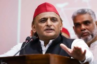 akhilesh yadav said first there should be census after that there will be talk of women reservation