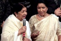 Asha Bhosle and Lata Mangeshkar what is Age Difference 1 coincidence in both sister death