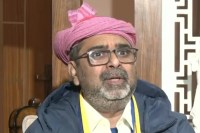 Famous coaching teacher Avadh Ojha made prediction about country