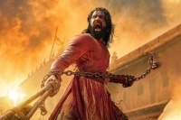 एक तरफ 'धुरंधर 2' का जलवा, दूसरी तरफ 'छावा' सीक्वल की हलचल! विक्की कौशल बनेंगे शाहू महाराज