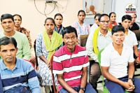 सरेंडर 15 नक्सलियों ने बताई आपबीती (फोटो सोर्स- पत्रिका)