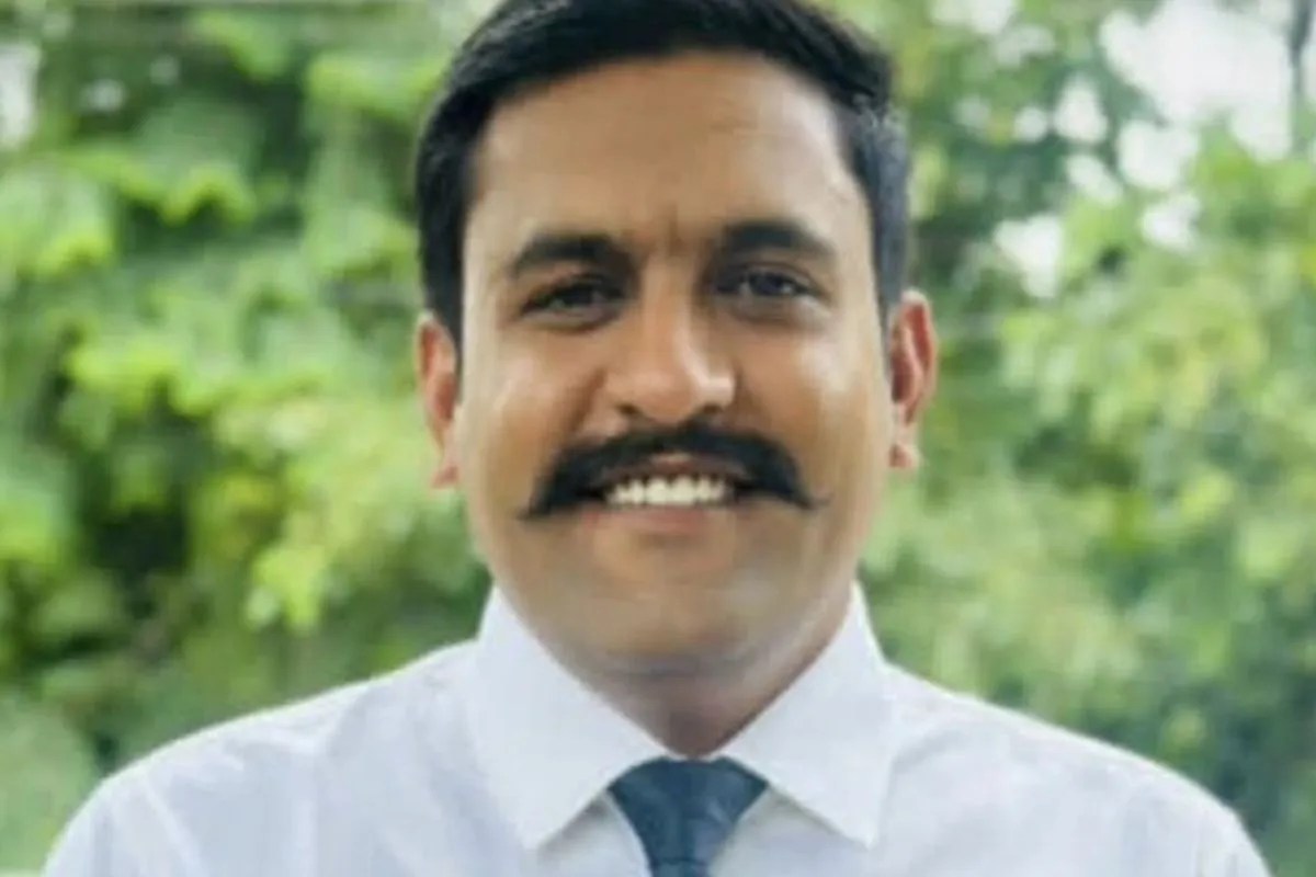 वीरेंद्र चारण (द्वितीय रैंक)