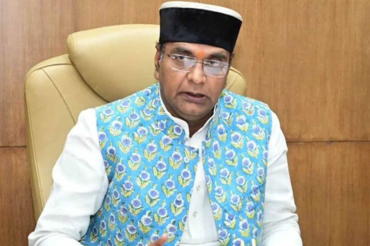 भोपाल में VIP सुरक्षा में बड़ी चूक, मंत्री विश्वास सारंग के बंगले में चोरी,  मेडल-मोमेंटो ले उड़े चोर