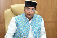 mp news Theft at Minister Vishvas Sarang Bungalow in bhopal Thieves Flee with Medals Mementos