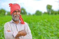 2026 के लिए विस्तृत रणनीति तैयार, किसानों को समय पर खाद उपलब्ध कराने पर जोर (फोटो सोर्स : भाषा WhatsApp News Group)