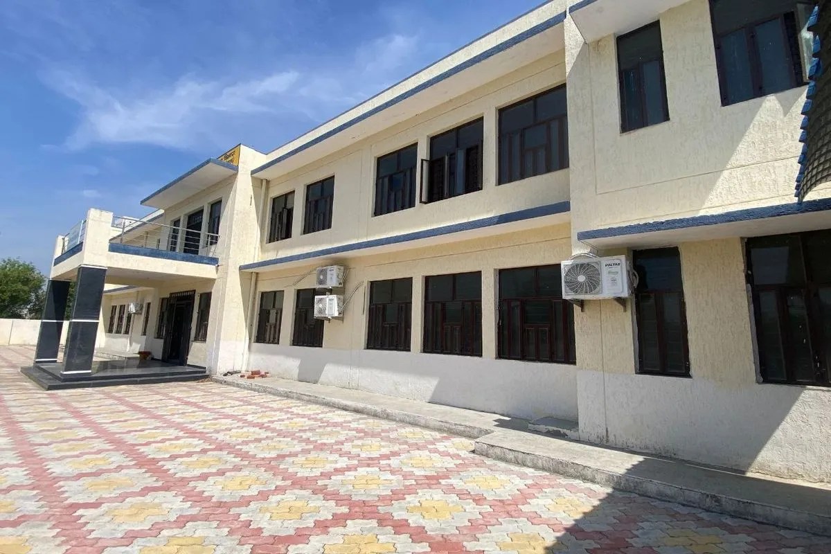 Shri Govindam aashrm bhilwara