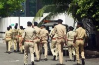 Up news, महराजगंज,