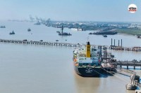 Strait of Hormuz tension, Iran Navy firing Indian ships, IRGC Strait of Hormuz incident, Indian vessels Gulf attack,