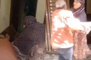 ससुर ने बहू को सड़क तक घसीटकर पीटा