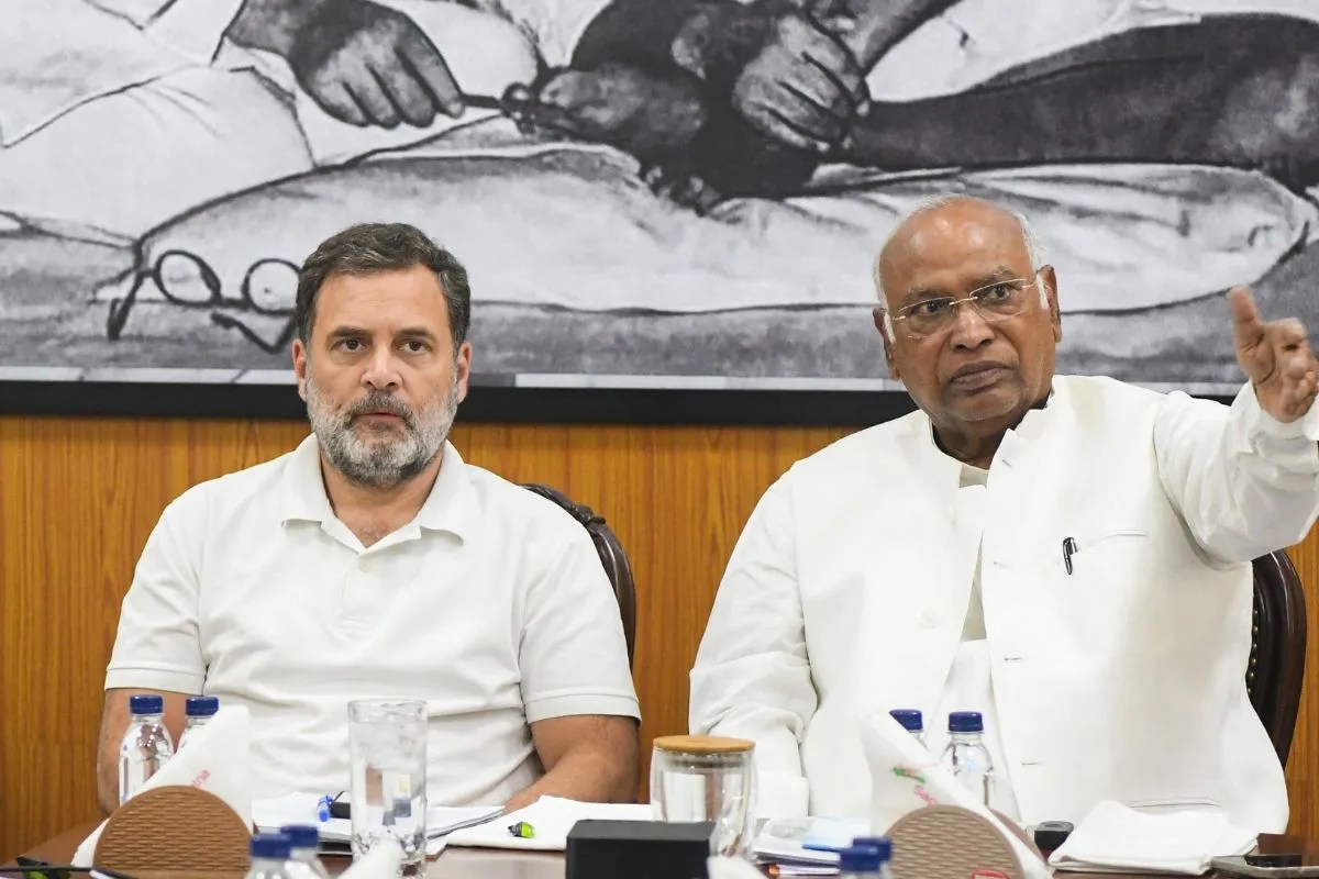 Rahul Gandhi and Mallikarjun Kharge