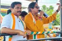 Shashi Tharoor, Shashi Tharoor Convoy Attack, Malappuram Wandoor Incident, Gunman Manhandled,