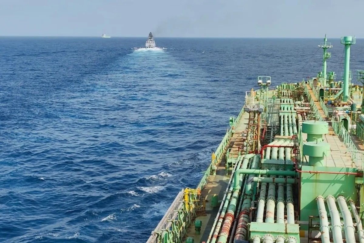 Ships in Strait of Hormuz