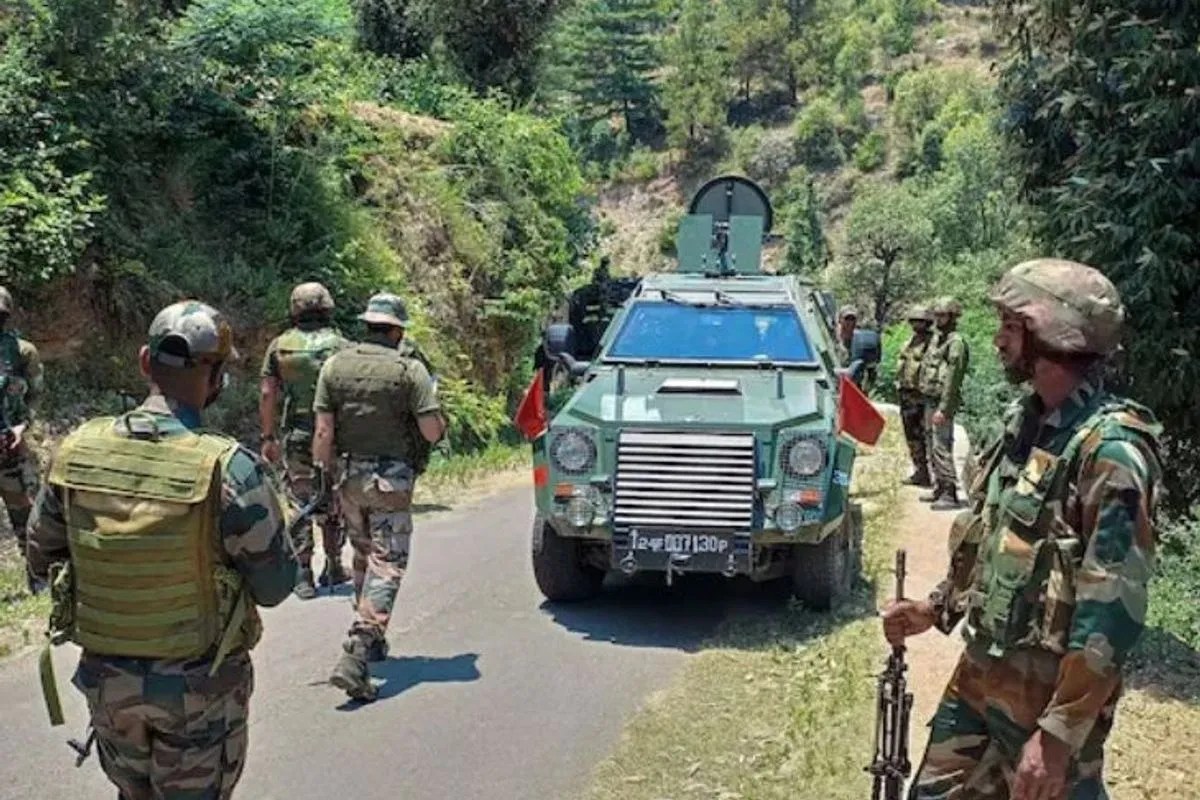 देश को दहलाने की साजिश नाकाम, लश्कर-ए-तैयबा के 5 आतंकी गिरफ्तार, घातक हथियार बरामद