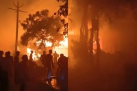 सीतापुर में कुदरत का कहर: आकाशीय बिजली से गांव में आग, महिलाओं और मासूम की दर्दनाक मौत (फोटो सोर्स : भाषा WhatsApp News Group)