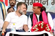कांग्रेस के साथ ही क्यों टिके अखिलेश?