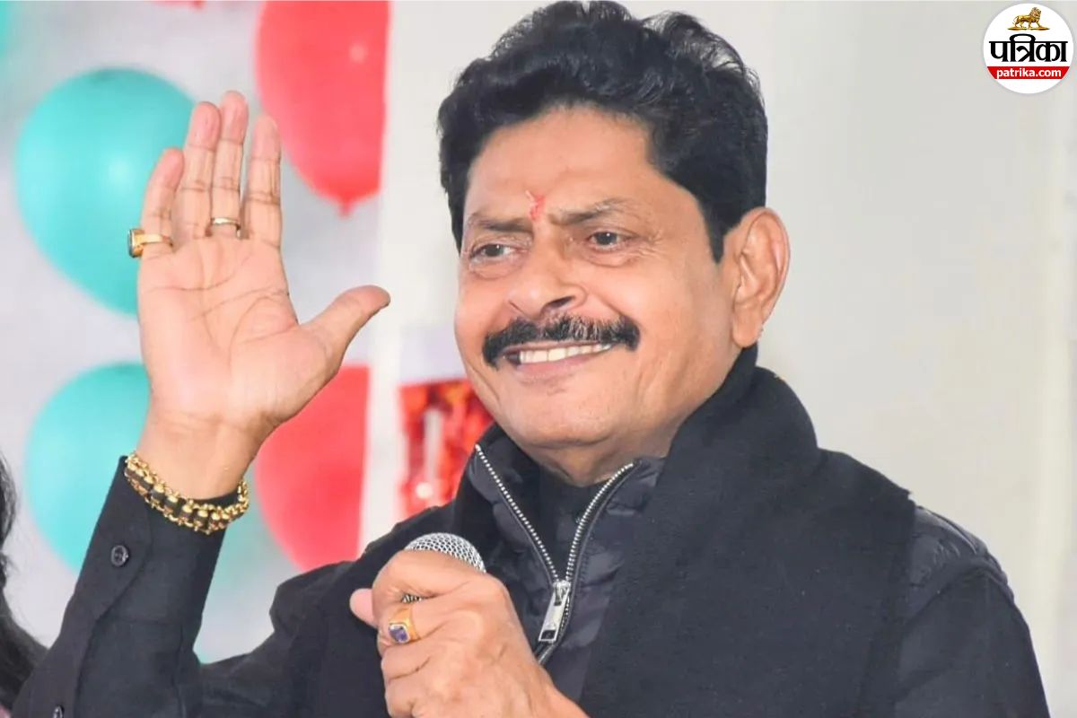 Jaipur Sushilpura Women Confront MLA Gopal Sharma Demand He Drink Polluted Water Amid Crisis