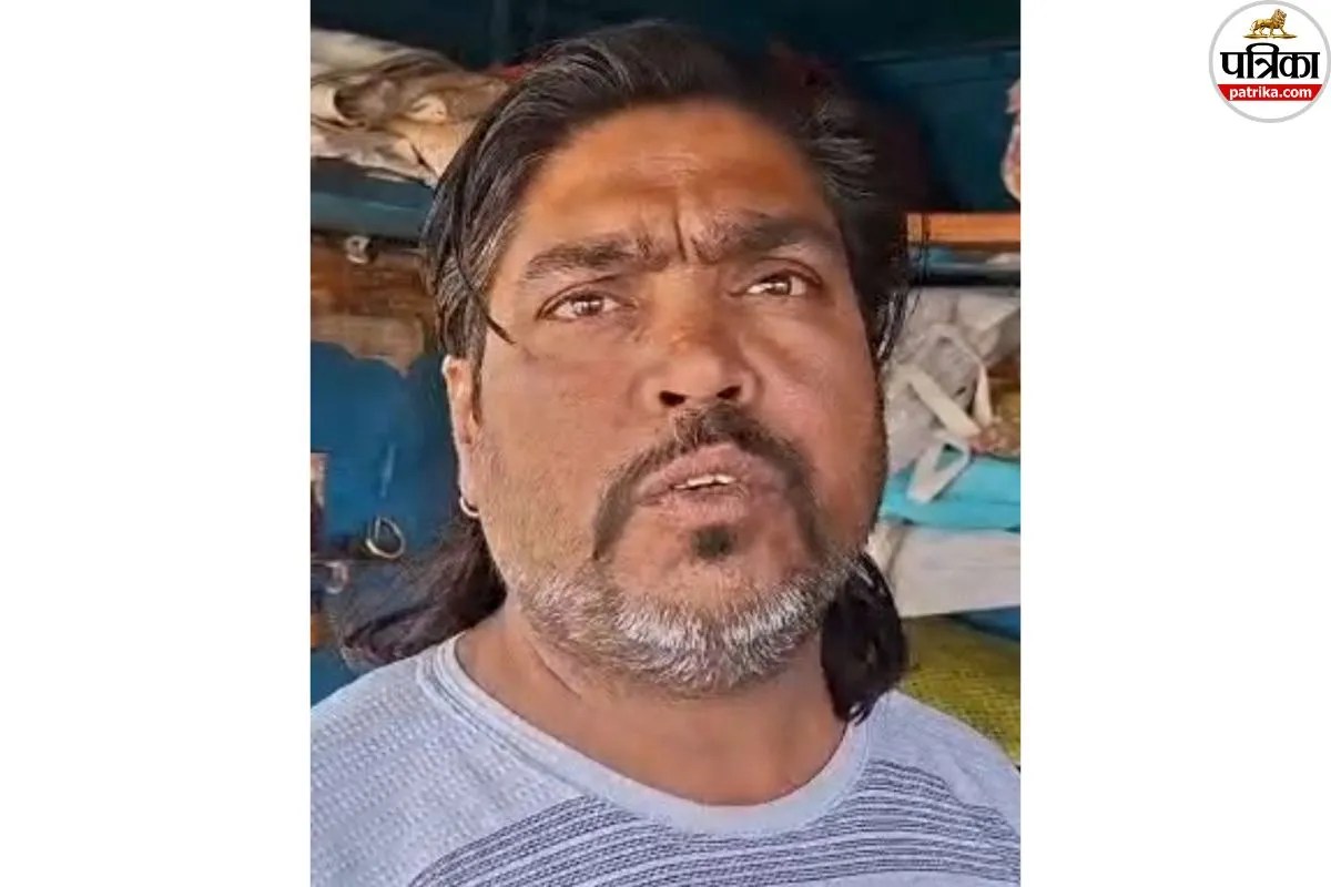 Rajasthan ironer gets 598 crore Income Tax notice says he earns 500 a day PAN-ATM misuse suspected